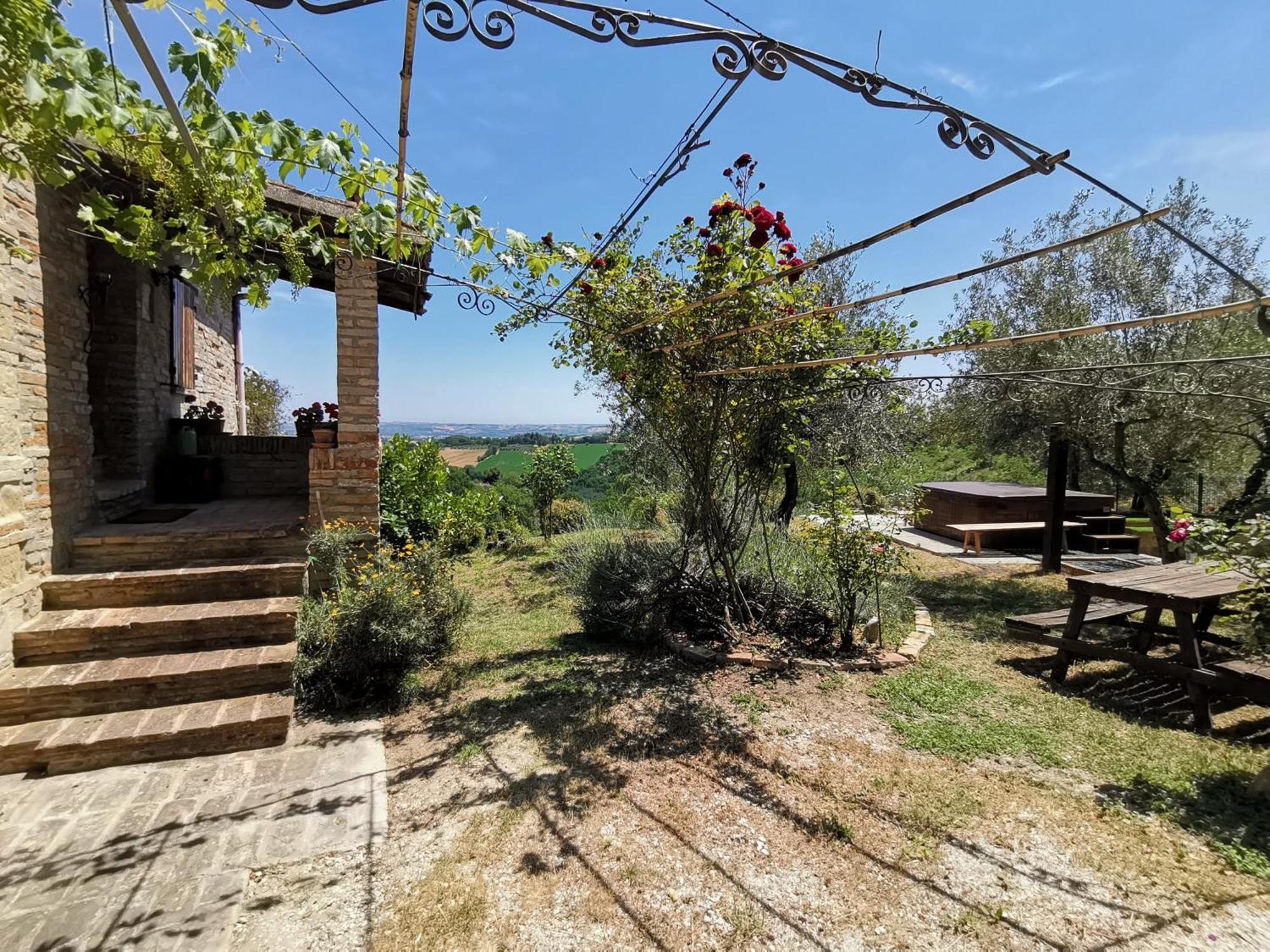 Villa Casale Ariella Patricio à Mombaroccio Extérieur photo